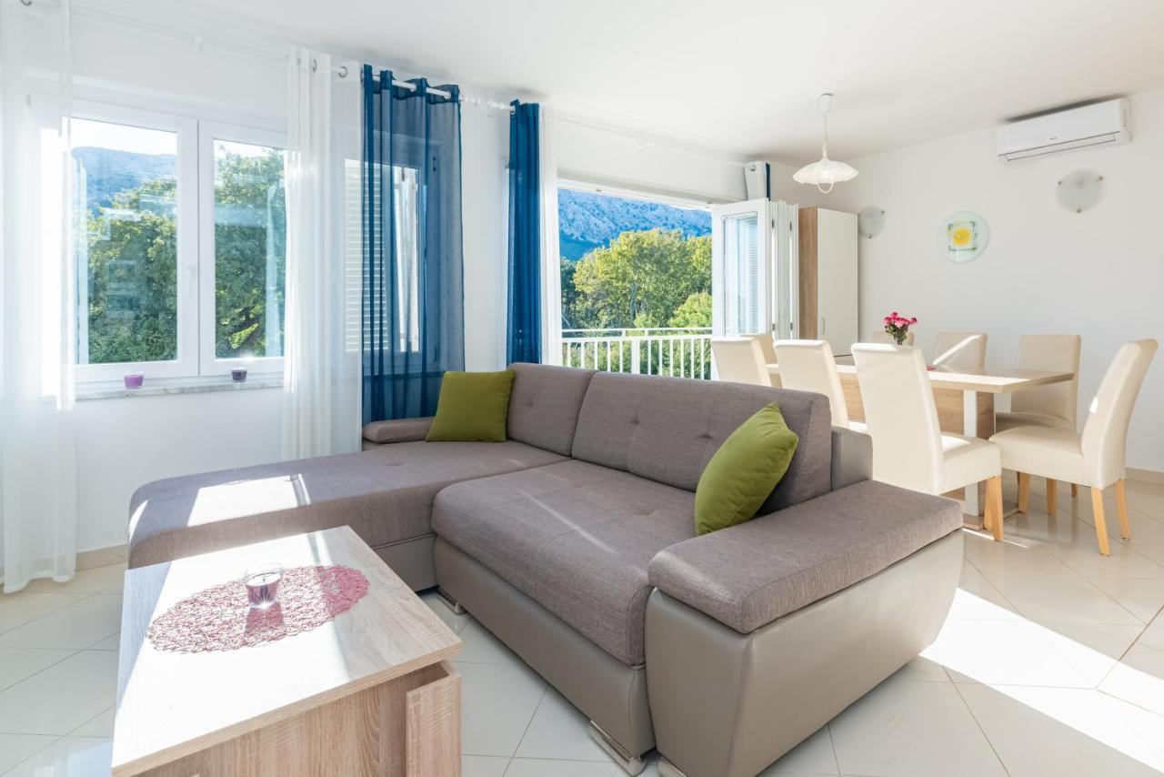 Apartment Mimoza 6, Baska, Krk Екстер'єр фото